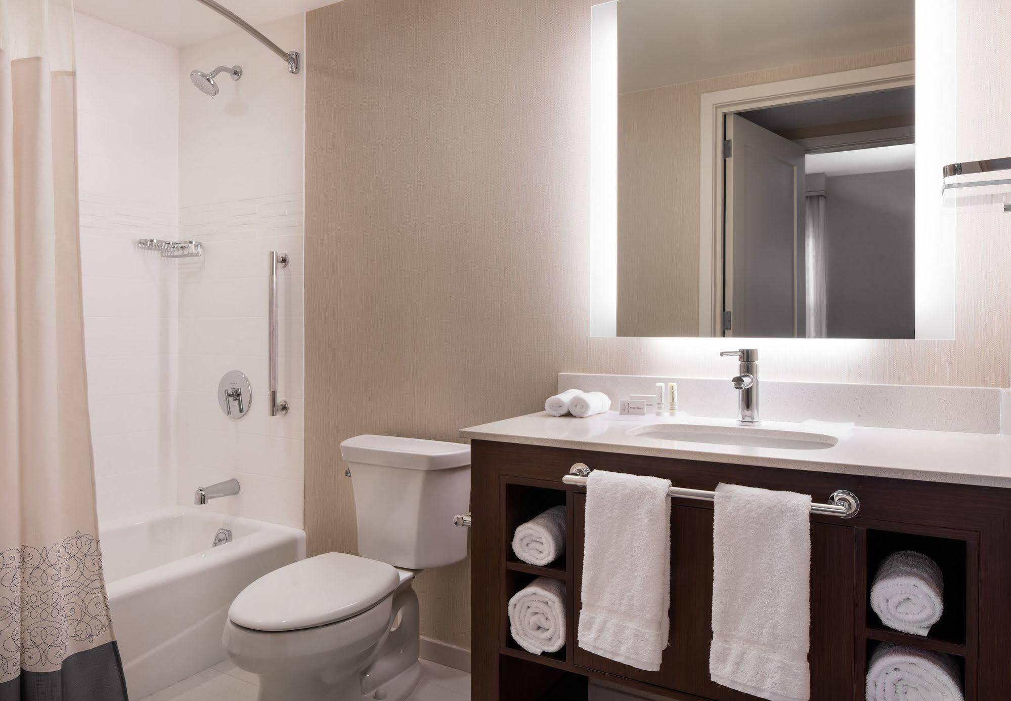 Residence Inn By Marriott Santa Barbara Goleta Ngoại thất bức ảnh